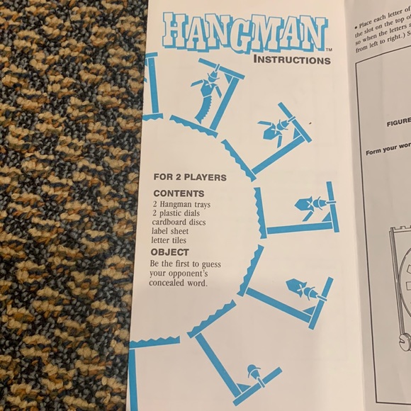 HANGMAN GAME BY MILTON BRADLEY- FOR TWO PLAYERS. VINTAGE - Picture 5 of 6